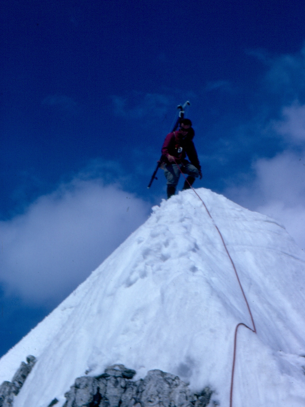 196706 004 Hocheisumrahmung